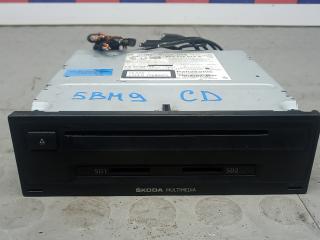 CD-чейнджер Skoda Octavia 3 поколение (A7) 2015, 1.6 л., дизель, АКПП, универсал, 5E0035874A