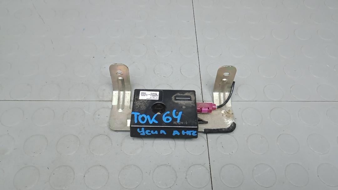 усилитель антенны BMW 5 серия F07/F10/F11 2012, 2.0 л., 520d, дизель, МКПП, универсал, 10859410 - фото №1