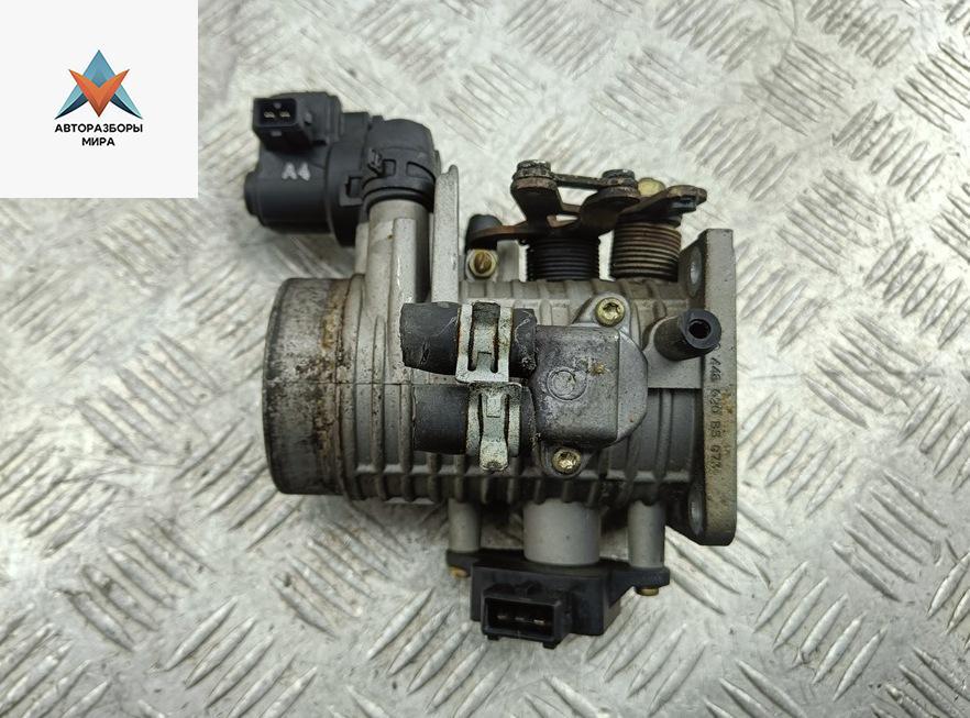 заслонка дроссельная Opel Omega B 1995, 2.0 л., бензин, МКПП, красный, седан, 90448520 - фото №1