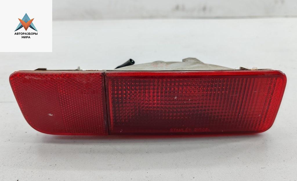 фонарь противотуманный левый Mitsubishi Outlander 1 поколение 2004, 2.0 л., бензин, МКПП, чёрный, внедорожник 5 дв., R8372L - фото №1
