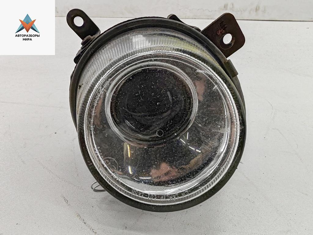 фара противотуманная левая Hyundai Coupe 2002-2007 2002, 2.0 л., бензин, МКПП, красный, купе, 922012C000 - фото №1