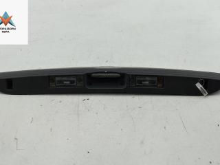 накладка подсветки номера Chrysler Voyager 4 поколение [рестайлинг] 2005, 3.8 л., бензин, АКПП, серый, минивэн, SR5791