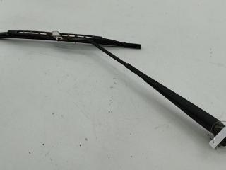 Щеткодержатель (поводок стеклоочистителя) задний Mitsubishi Pajero/Montero II 1994, 2.8 л., дизель, МКПП, серый, внедорожник 5 дв.
