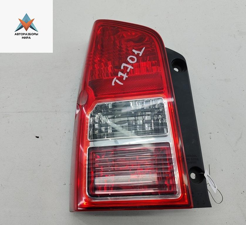 фонарь задний левый Nissan Pathfinder R51 2005, 2.5 л., дизель, АКПП, синий, внедорожник 5 дв., 220-16550 - фото №1