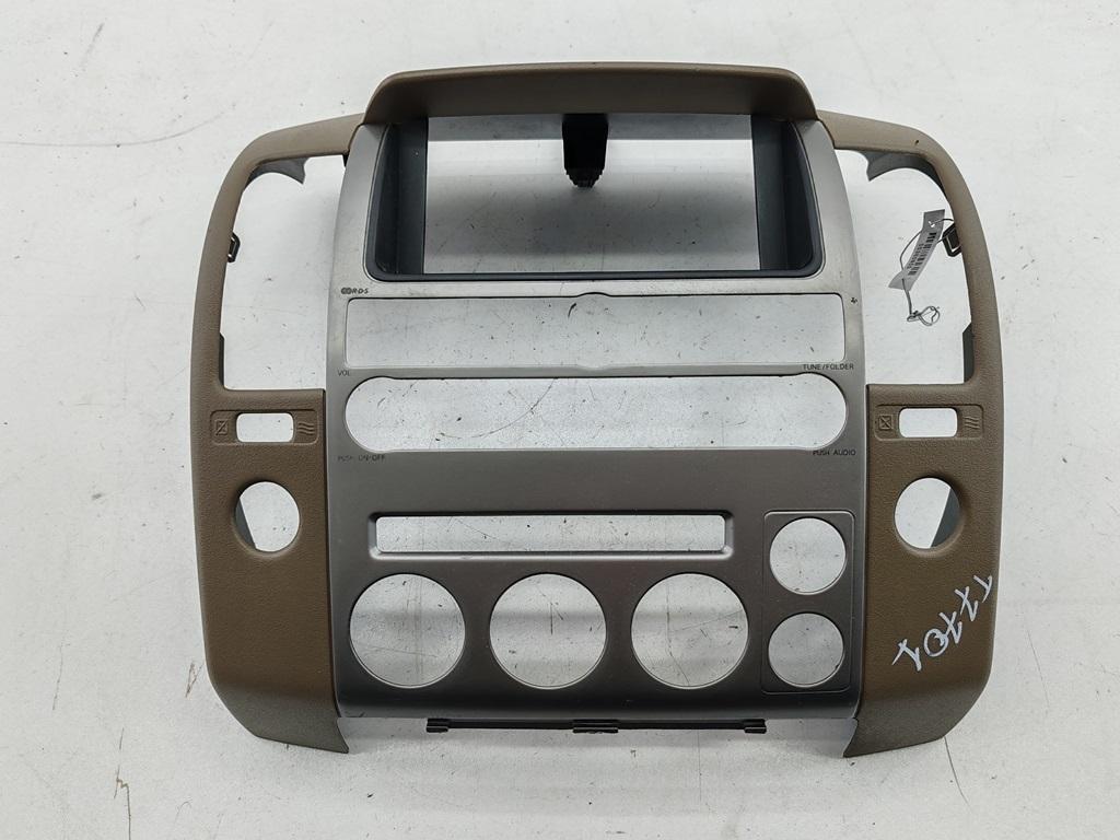 рамка под магнитолу Nissan Pathfinder 2005, 2.5 л., дизель, АКПП, синий, внедорожник 5 дв., 68261EB310