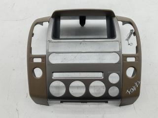 рамка под магнитолу Nissan Pathfinder 2005, 2.5 л., дизель, АКПП, синий, внедорожник 5 дв., 68261EB310