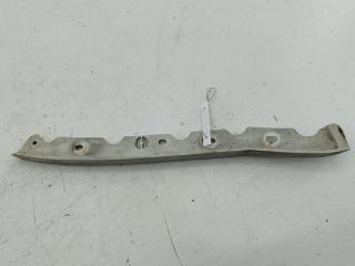 кронштейн переднего бампера Ford Mondeo III 2000, 1.8 л., бензин, МКПП, чёрный, хетчбэк 5 дв., 1S7117A793