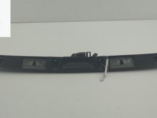 накладка подсветки номера BMW 3 серия E46 1999, 2.5 л., бензин, МКПП, чёрный, седан, 8208504