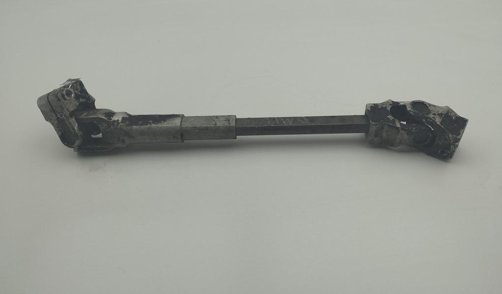 рулевой карданчик BMW 3 E90/E91/E92/E93 2006, 3.0 л., дизель, АКПП, чёрный, седан, 6769157