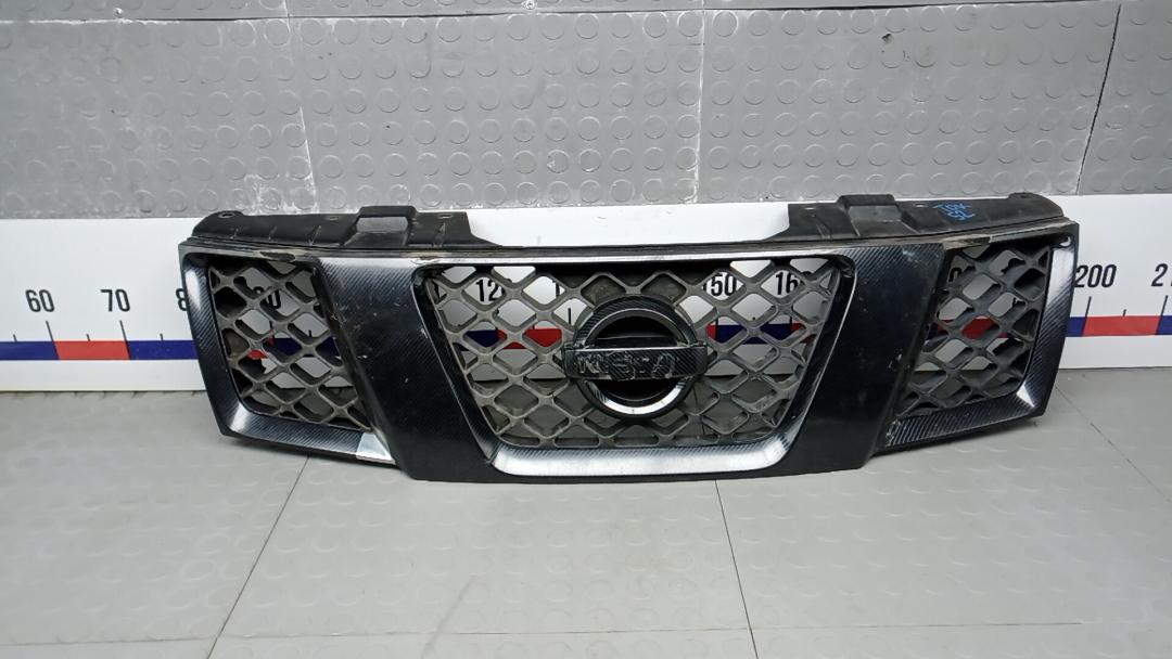 решетка радиатора Nissan Navara D40 2006, 2.5 л., дизель, МКПП, пикап - фото №1
