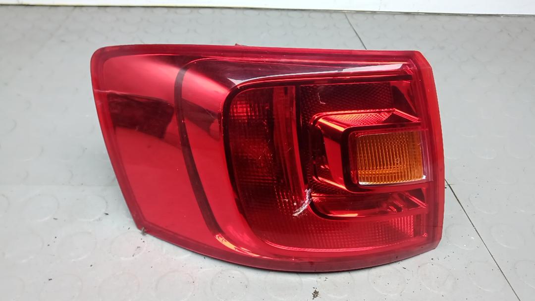фонарь задний левый Volkswagen Jetta 6 поколение 2011, 2.0 л., TDi, дизель, АКПП, седан - фото №1