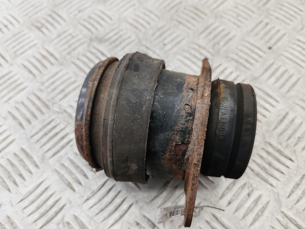 подушка крепления двигателя Volkswagen Passat B4 1996, 2.0 л., бензин, АКПП, серый, универсал