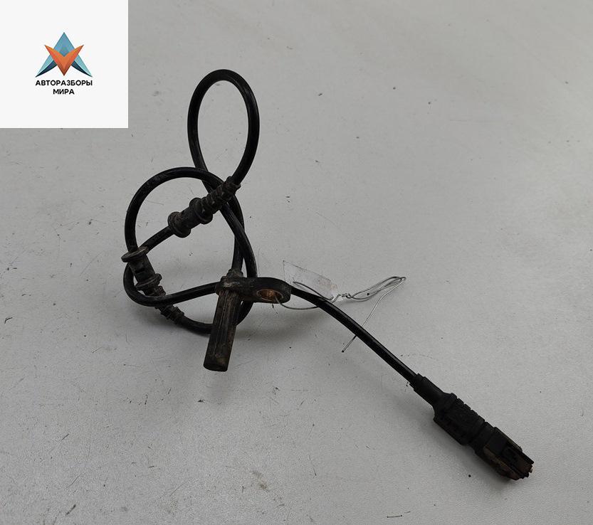 датчик ABS Mercedes-Benz E-Класс W211/S211 2003, 2.2 л., дизель, МКПП, чёрный, универсал, 2115402317 - фото №1