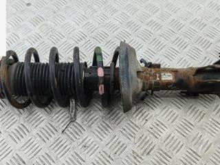 стойка передняя Volkswagen Vento 1 поколение 1997, 1.6 л., бензин, АКПП, зелёный, седан, 1H0413031