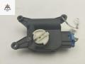 моторчик заслонки печки Audi A6 4F/C6 2004, 2.0 л., дизель, МКПП, чёрный, седан, 4F0820511 - фото №2
