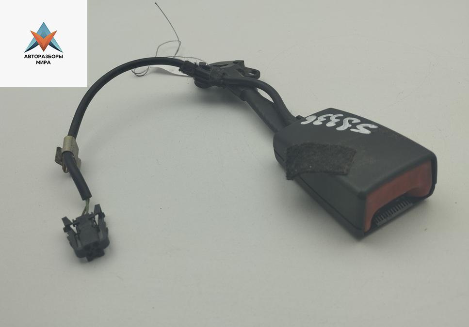 замок ремня безопасности Audi A6 4F/C6 2004, 2.0 л., дизель, МКПП, чёрный, седан, 8E0857755D - фото №1