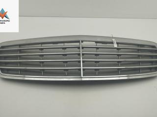 решетка радиатора Mercedes-Benz E-Класс W211/S211 2003, чёрный, универсал, 2118800383