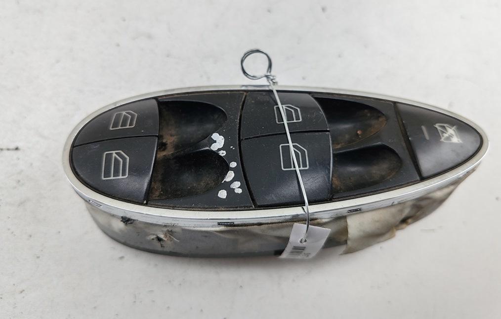 блок управления стеклоподъемниками Mercedes-Benz E W211 2003, 2.2 л., дизель, МКПП, чёрный, универсал, 2118219951