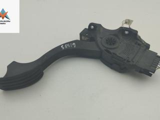 педаль Ford Mondeo 4 поколение 2009, 2.0 л., дизель, АКПП, белый, универсал, 6G929F836NC