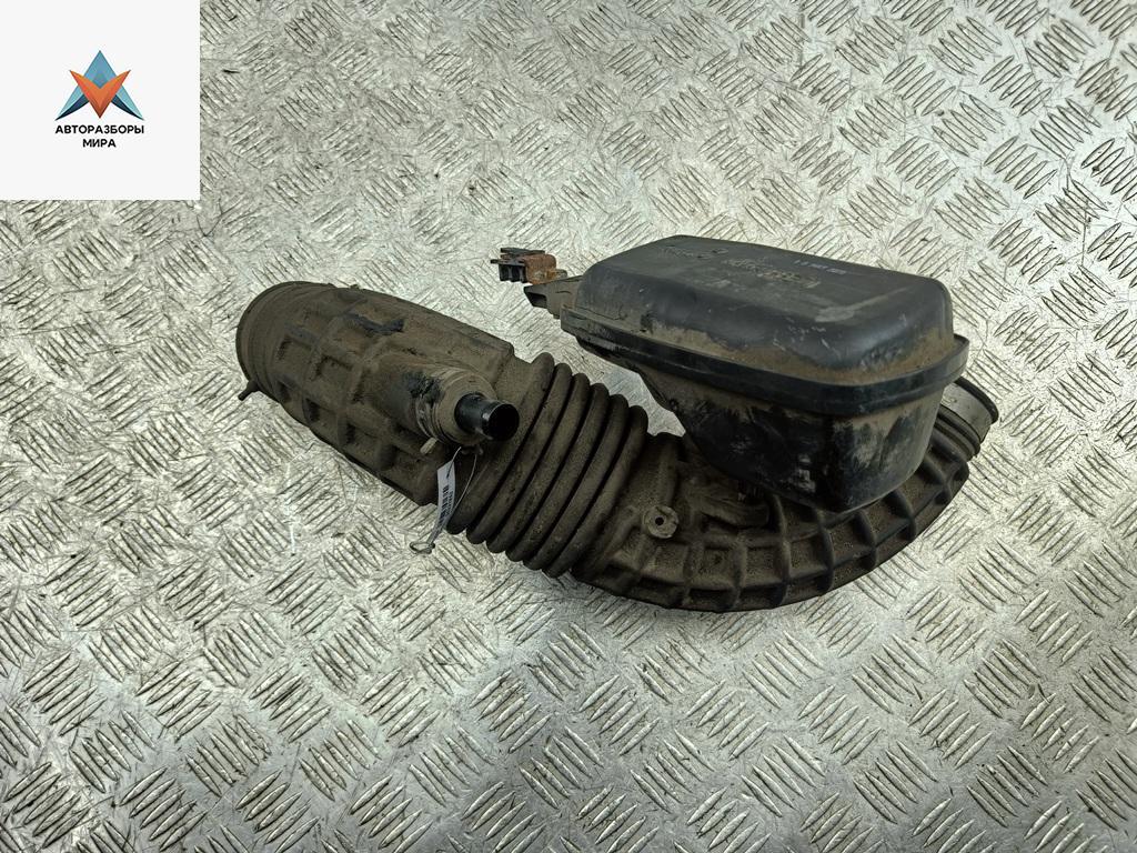 патрубок воздушного фильтра Nissan Pathfinder R51 2005, 2.5 л., дизель - фото №1