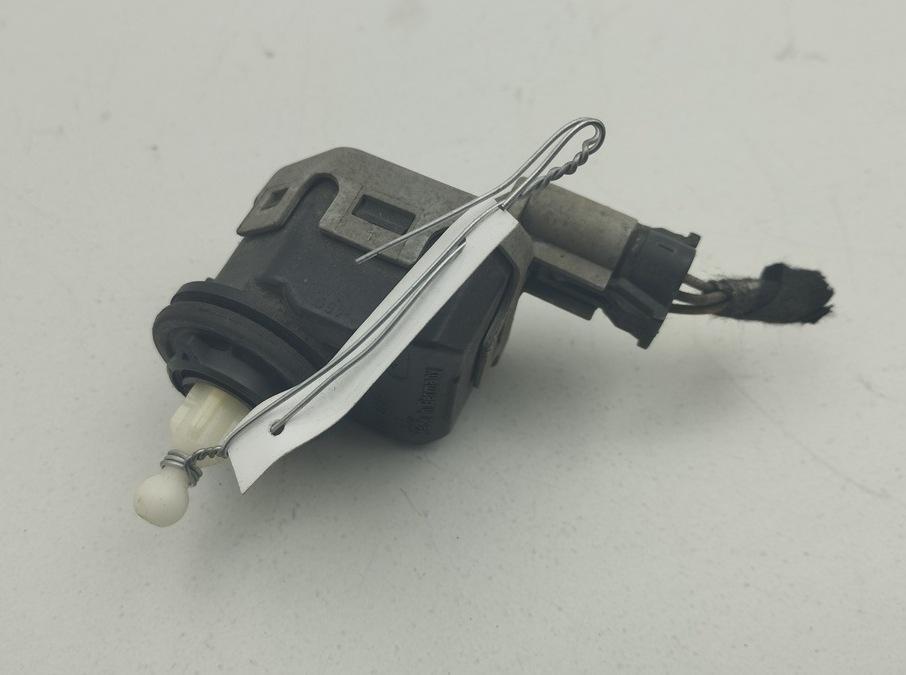 корректор фар Opel Astra G 2000, 1.6 л., бензин, МКПП, серый, хетчбэк 5 дв., 90590665 - фото №1