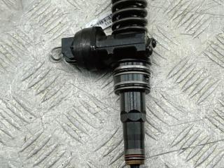 форсунка Audi A4 B6 2003, 1.9 л., дизель, МКПП, серый, седан, 038130073BA, 0414720216