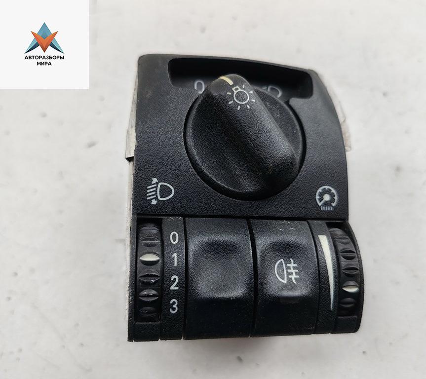 переключатель света Opel Omega B 1995, 2.0 л., бензин, МКПП, красный, седан, 90460591 - фото №1