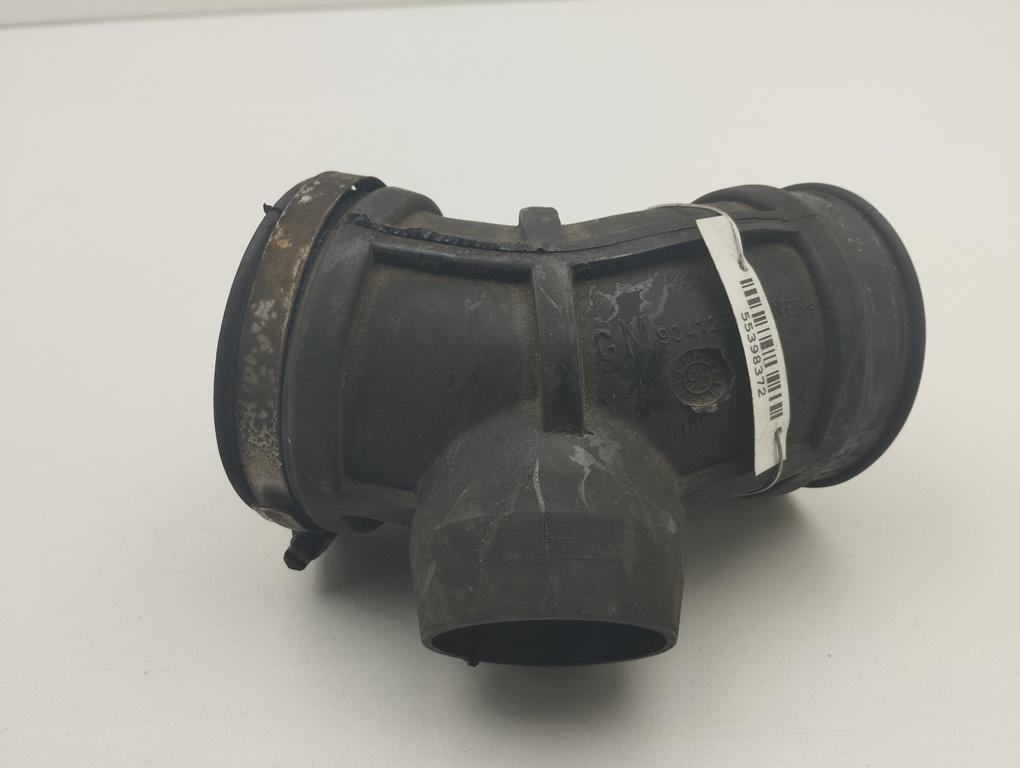 патрубок воздушного фильтра Opel Omega B 1995, 2.0 л., бензин, 90412386 - фото №1