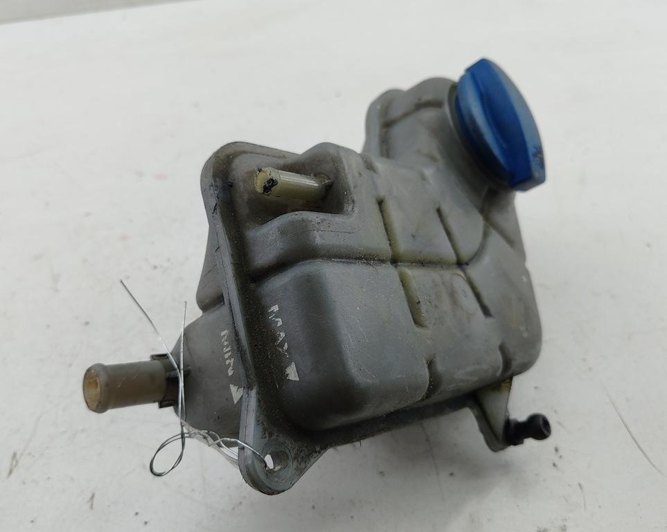 бачок расширительный Audi A6 C5 2002, 3.0 л., бензин, 8E0121403D