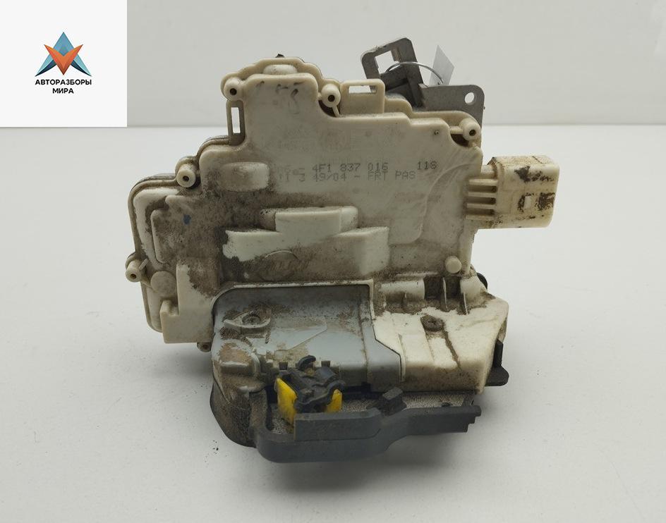 замок двери передней правой Audi A6 4F/C6 2004, 2.0 л., дизель, МКПП, чёрный, седан, 4F1837016 - фото №1