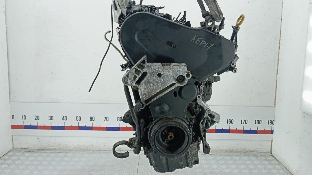 двигатель Skoda Octavia 3 поколение (A7) 2013, 1.6 л., дизель, АКПП, универсал, CLH - фото №1