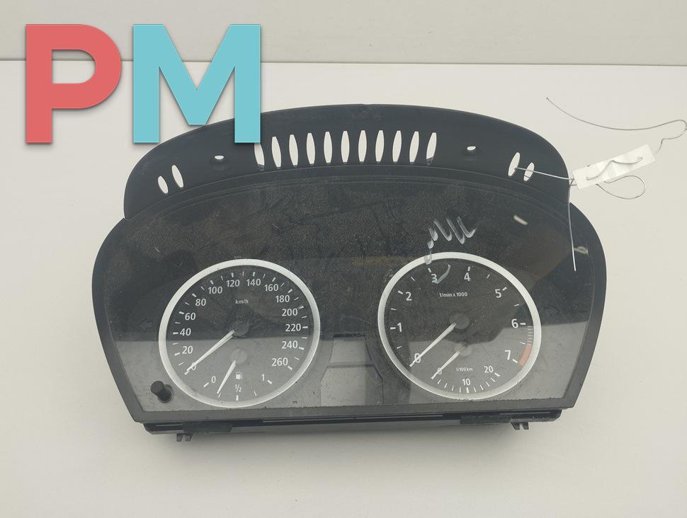 приборная панель BMW 5 серия E60/E61 2004, 2.2 л., бензин, АКПП, серый, седан, 6947355 - фото №1