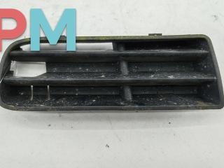 заглушка (решетка) в бампер Volkswagen Golf 4 поколение 2001, 1.9 л., дизель, МКПП, чёрный, универсал, 1J0853665B