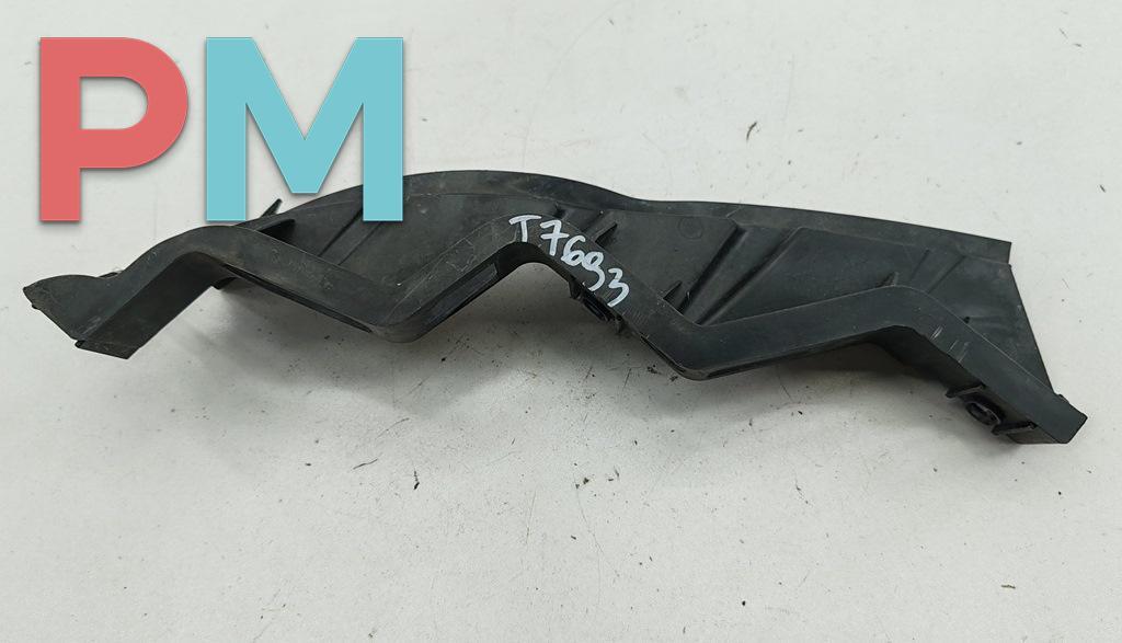 кронштейн переднего бампера Volkswagen Passat B6 2007, 2.0 л., дизель, МКПП, синий, универсал, 3C0807890 - фото №1
