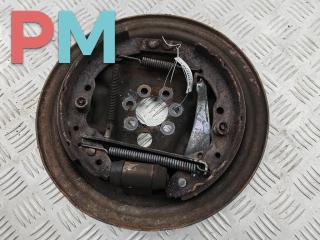 защитный кожух тормозного механизма Volkswagen Passat B4 1995, 1.8 л., бензин, МКПП, красный, универсал