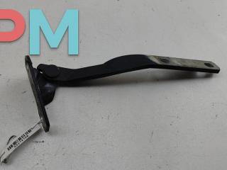 петля капота левая Volkswagen Passat B4 1994, синий, универсал, 3A0823301A