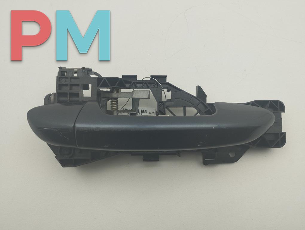 ручка наружная передняя правая Volkswagen Passat B6 2007, 2.0 л., дизель, МКПП, синий, универсал, 3C0837886J - фото №1