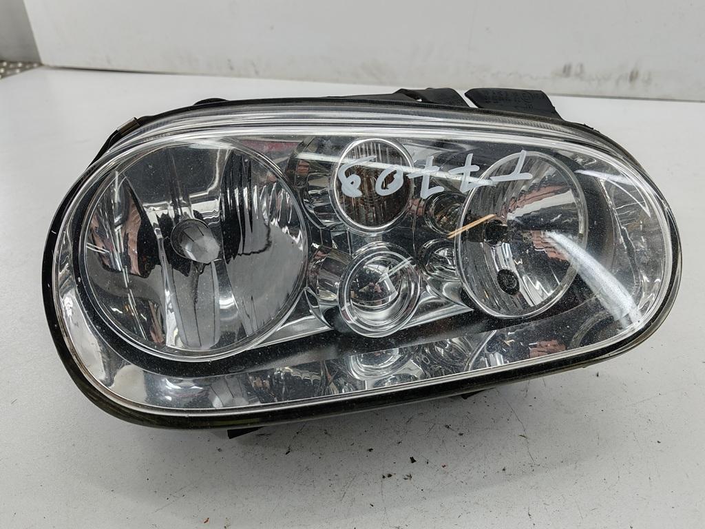фара правая Volkswagen Golf-4 2000, 2.0 л., бензин, МКПП, чёрный, хетчбэк 3 дв.