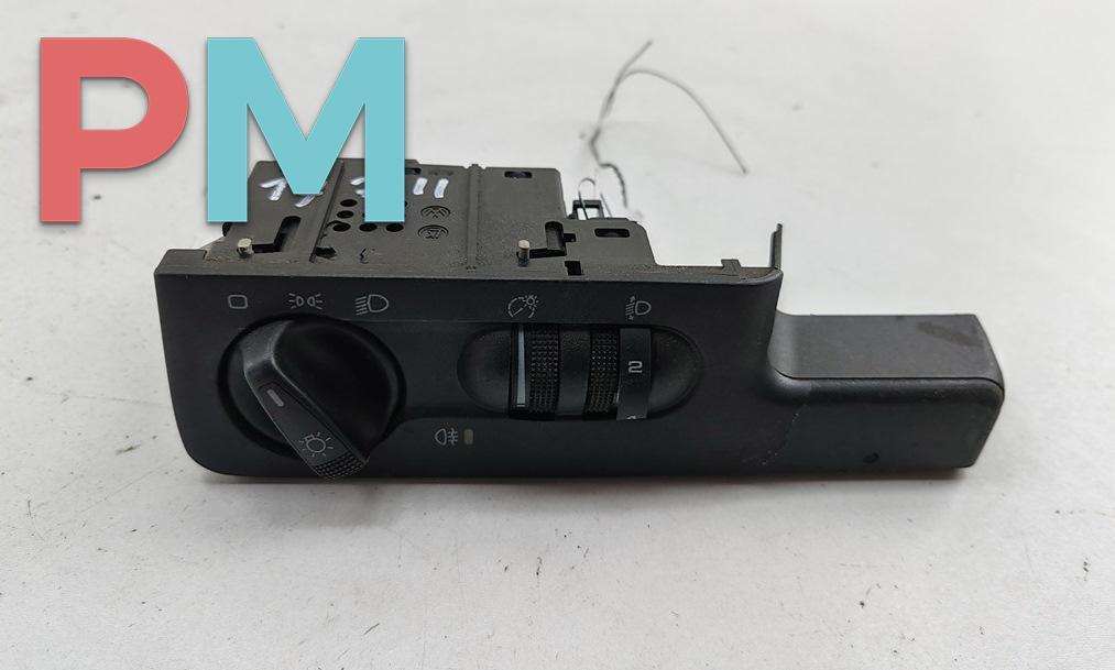 переключатель света Volkswagen Passat B4 1995, 1.8 л., бензин, МКПП, красный, универсал, 3A1941531E - фото №1