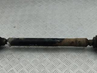 полуось передняя правая (приводной вал, ШРУС) Volkswagen Passat B6 2006, 1.6 л., бензин, МКПП, синий, универсал