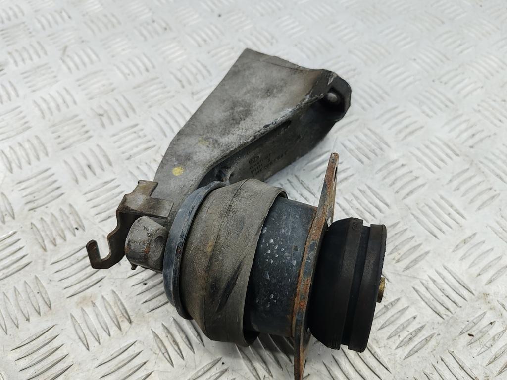 подушка крепления двигателя Volkswagen Golf 3 поколение 1997, 1.6 л., бензин, МКПП, синий, хетчбэк 5 дв., 1H0199476 - фото №1
