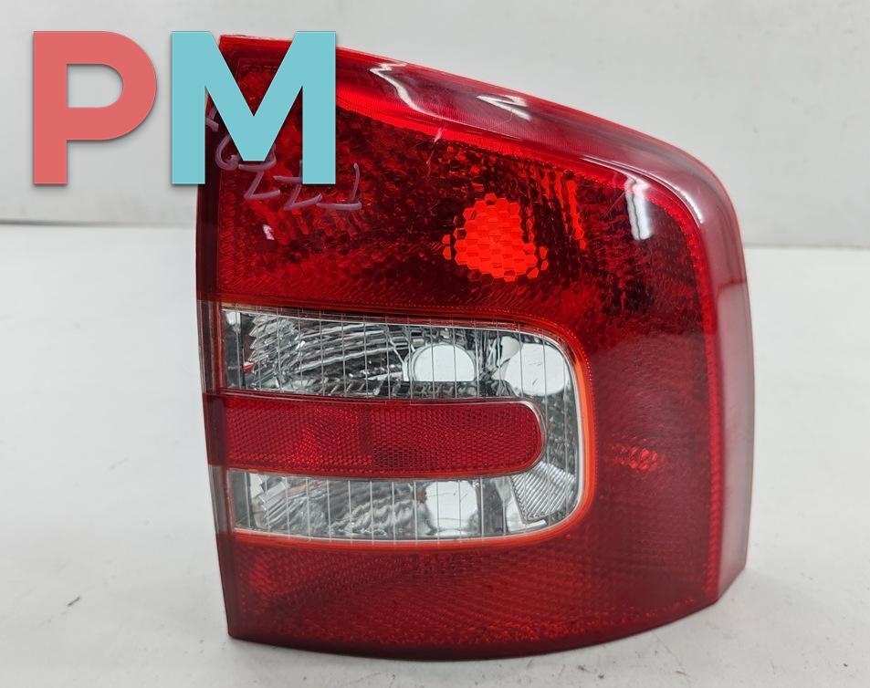 фонарь задний правый Skoda Octavia mk2 (A5 1Z) 2005, 1.9 л., дизель, МКПП, чёрный, универсал, 08-665-1912R - фото №1