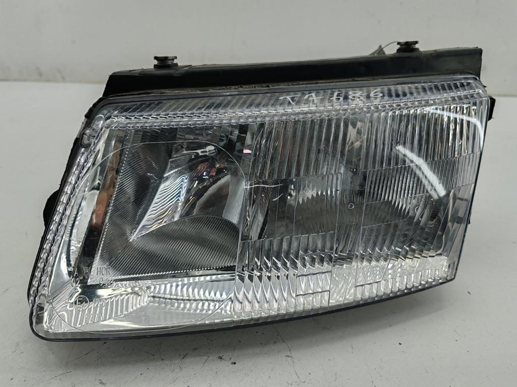 фара левая Volkswagen Passat B5 1997, 1.6 л., бензин, МКПП, красный, универсал, 06-441-1125L