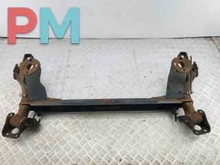подрамник передний Volkswagen Golf 4 поколение 2000, 2.0 л., бензин, МКПП, чёрный, хетчбэк 3 дв.