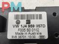 блок управления стеклоподъемниками Volkswagen Passat B5 [рестайлинг] 2003, 1.8 л., бензин, АКПП, серый, седан, 1J4959857D - фото №3