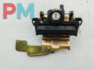 ручка крышки багажника Skoda Octavia mk1 (A4 1U) 2000, серый, хетчбэк 5 дв., 1U6827565G