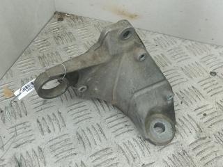 кронштейн КПП Volkswagen Passat B5 1997, 1.6 л., бензин, МКПП, красный, универсал, 8D0399114S