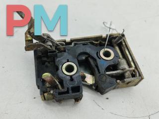 замок двери передней левой Volkswagen Passat B4 1994, 1.8 л., бензин, МКПП, синий, универсал, 357837015G