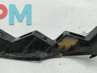 кронштейн переднего бампера Volkswagen Passat B6 2007, 2.0 л., дизель, МКПП, синий, универсал, 3C0807889