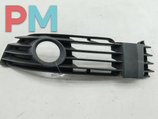 рамка фары противотуманной левой Volkswagen Passat B5 [рестайлинг] 2002, 1.9 л., дизель, МКПП, серый, универсал, 3B0853665